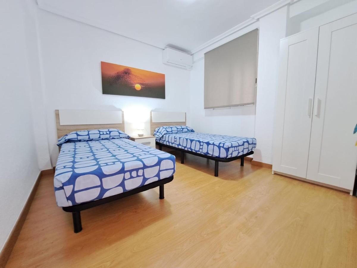 Centrico Apartamento En Valencia Proximo Parada De Metro Angel Guimera Exterior photo